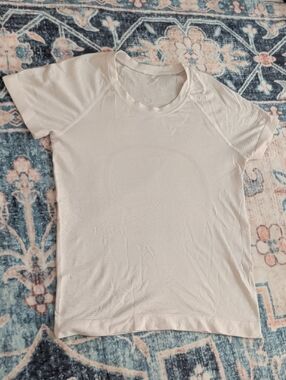 lululemon athletica Light Beige/Cream Short Sleeve Athletic Top